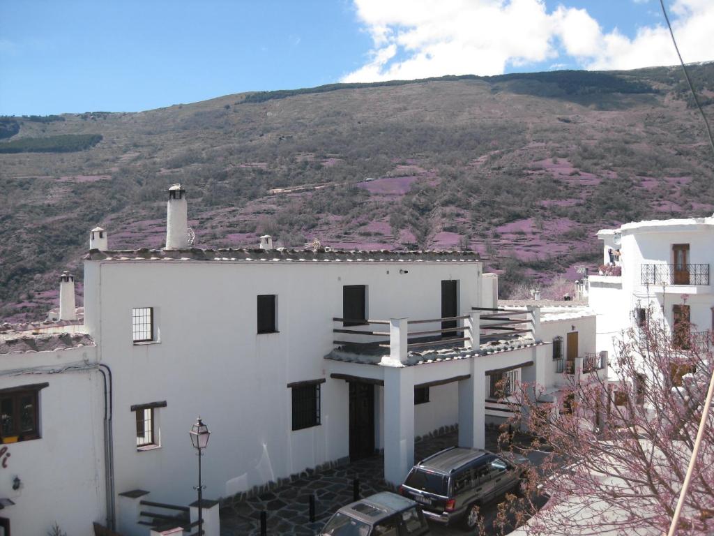 Hostal El Cascapeñas de la Alpujarra, Capileira – Bijgewerkte ...