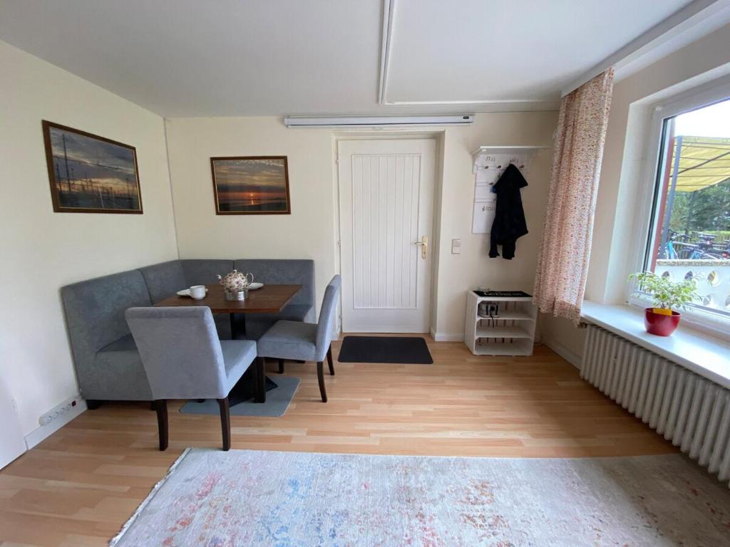 Posezení v ubytování Die Kleine Heidevilla