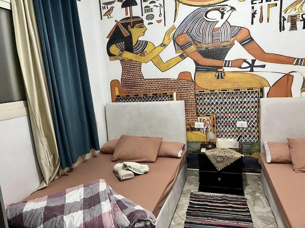 Jana Pyramids view inn - 13