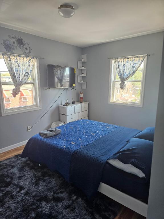 Postel nebo postele na pokoji v ubytování Cozy room in Baltimore city