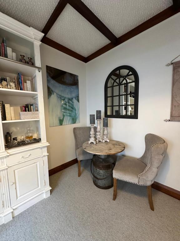 The Hidden Gem in Cambridge - One to Two Bedroom Suite - Resim 6