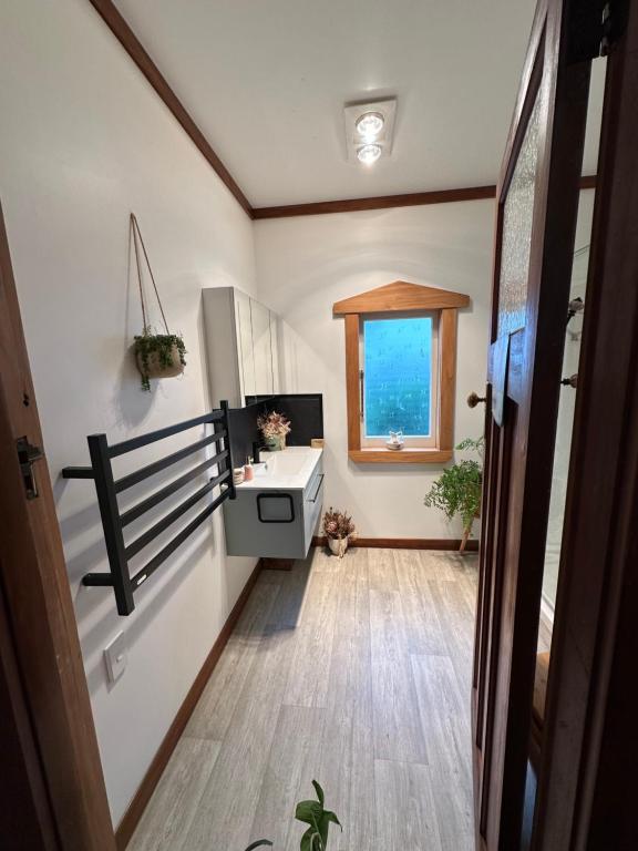 The Hidden Gem in Cambridge - One to Two Bedroom Suite - Resim 16