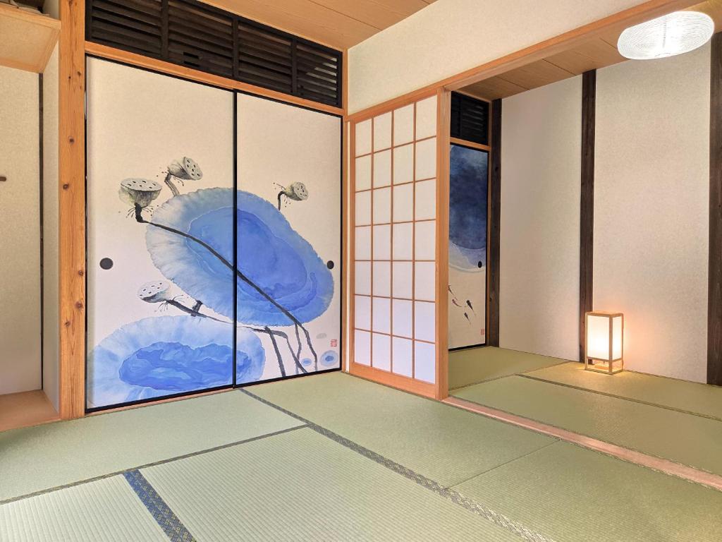Fotografie z fotogalerie ubytování 一宿一景一生縁-千葉県四街道店 v destinaci Yotsukaidō