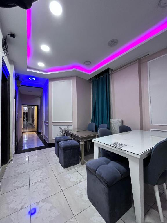 Posezení v ubytování Abdeen Cairo Hostel