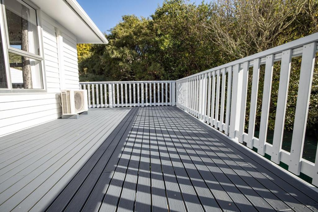 big sale was 258 now from 138 for 2or3 bedrooms - Resim 17