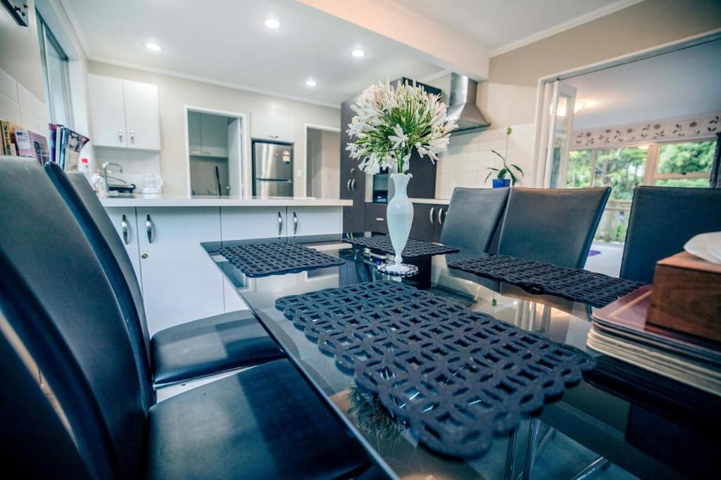 big sale was 258 now from 138 for 2or3 bedrooms - Resim 4