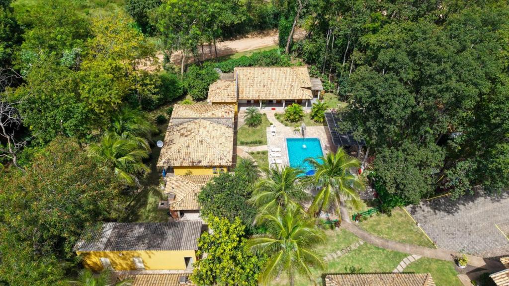 an aerial view of a house with a swimming pool at Recanto 3ELLL in Bodoquena
