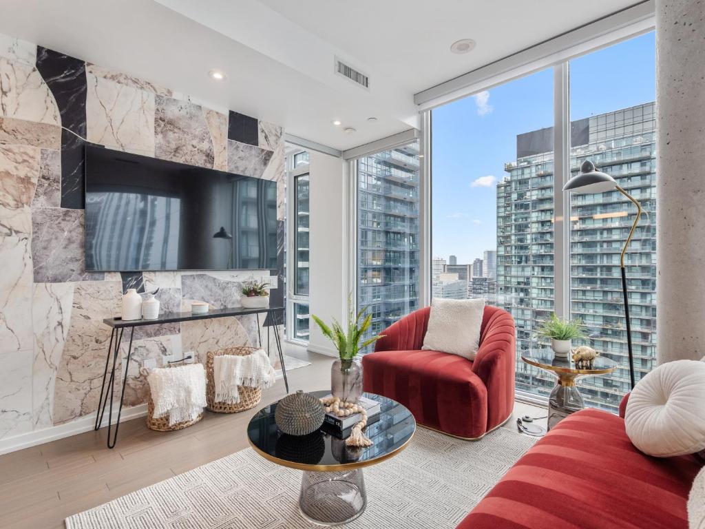 Χώρος καθιστικού στο The Aventi Suites - Downtown Toronto - Across TIFF Bell Lightbox