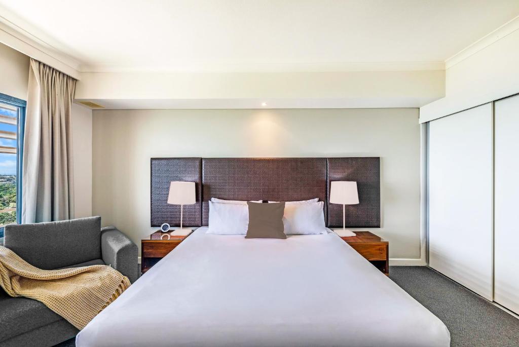 Gulta vai gultas numurā naktsmītnē Two Private Oceanview Suites with Resort Pool