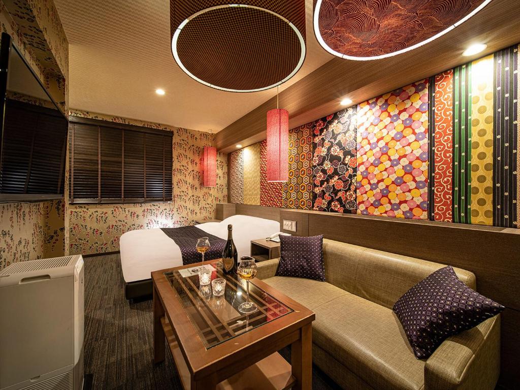 Posezení v ubytování Hotel Rakuseki Honkan