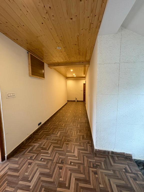 Fotografie z fotogalerie ubytování Hotel Suraj Retreat Inn v destinaci Manāli