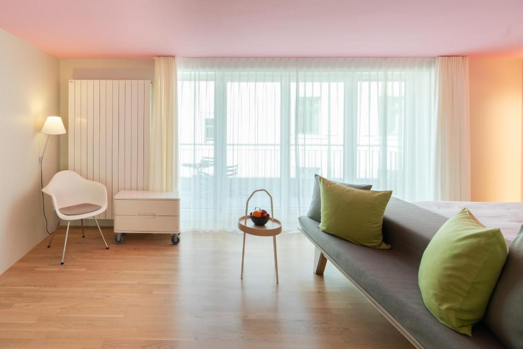 Posezení v ubytování Hotel Dom - das Hotel mit dem Integrationskonzept