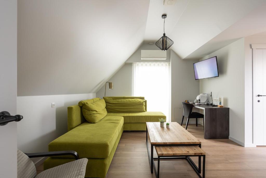 TV a/nebo společenská místnost v ubytování B&B Sasput