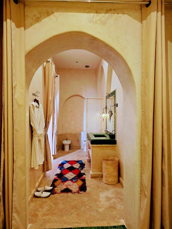 Koupelna v ubytování Le Riad Medina Privilège and Spa