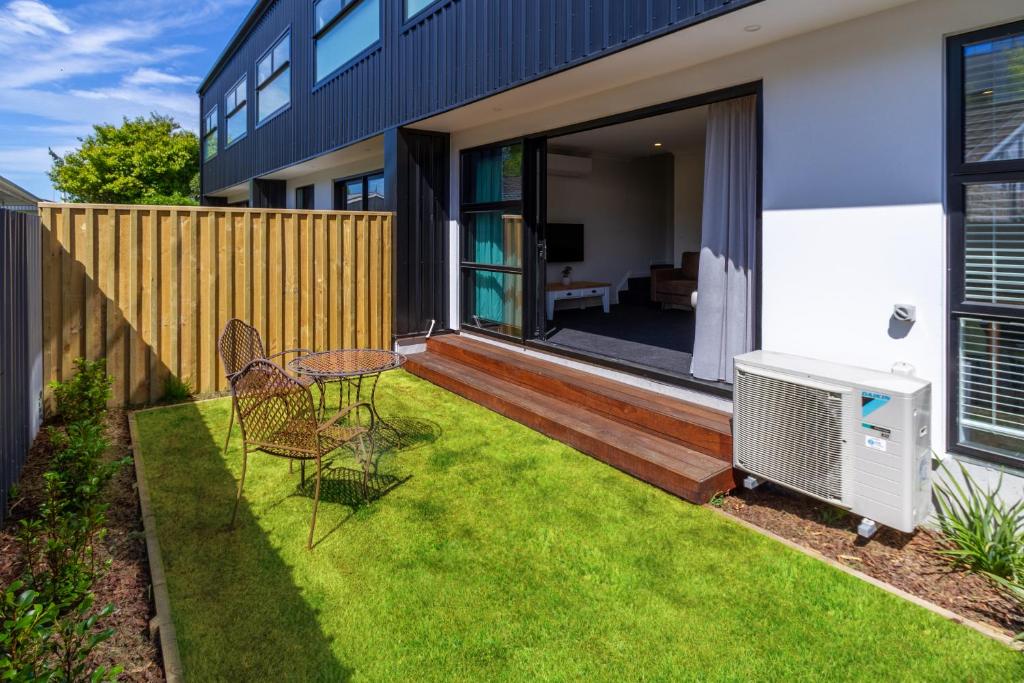 Modern 4BR in Riccarton, Walk to Mall & Park - Resim 12