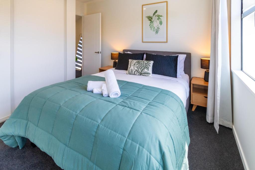 Modern 4BR in Riccarton, Walk to Mall & Park - Resim 4