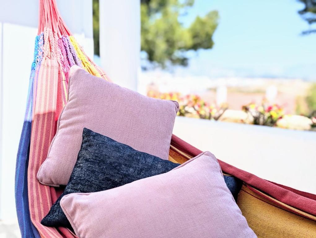 Posezení v ubytování Miraflores golf penthouse with sea view Mijas costa