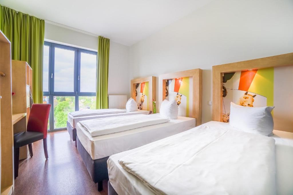 H+ Hotel 4Youth - Resim 39