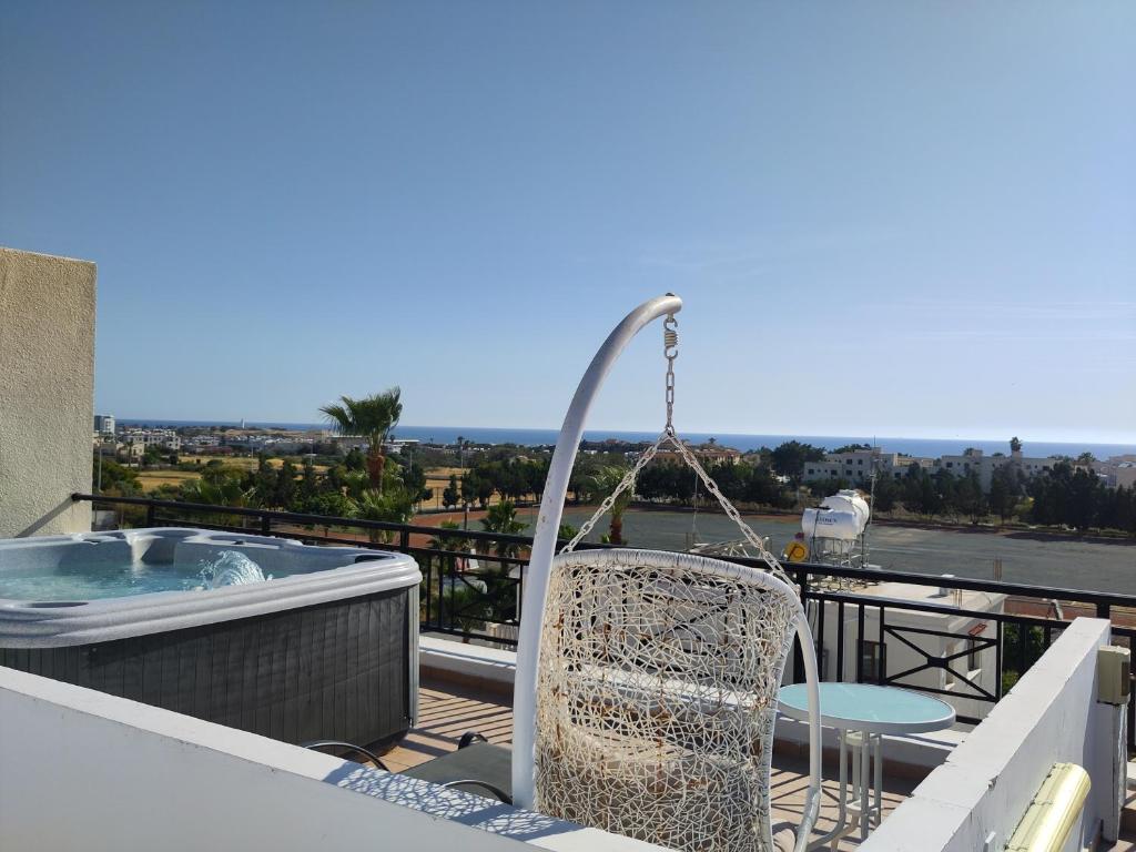 Othello Apartment with Pool, Balcony, Rooftop & 800 m to sandy beach on foot