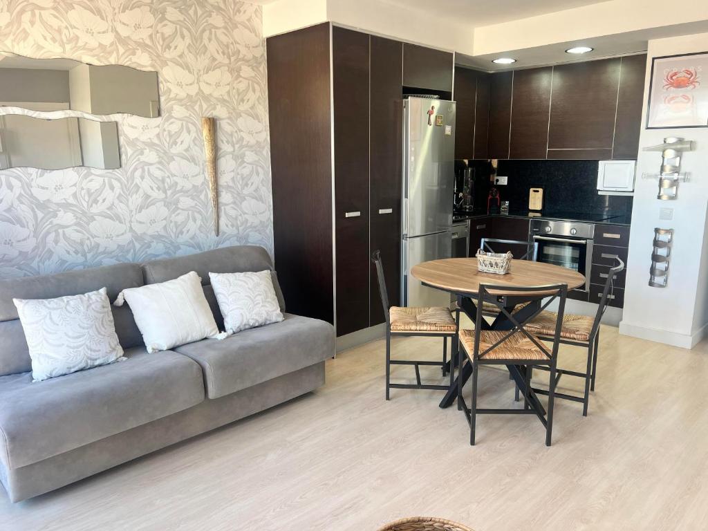 Dapur atau dapur kecil di Ebre apartament