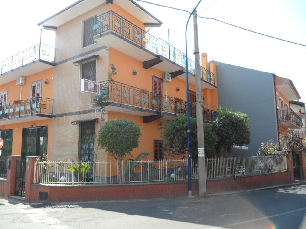 The building in which a panziókat is located