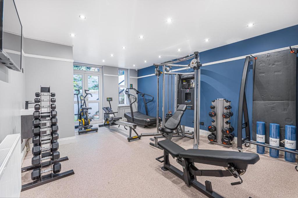 Bob W London Earl's Court - Warwick Road - Resim 5