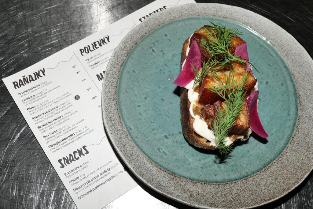 Sundeck botel - party boat - Resim 4