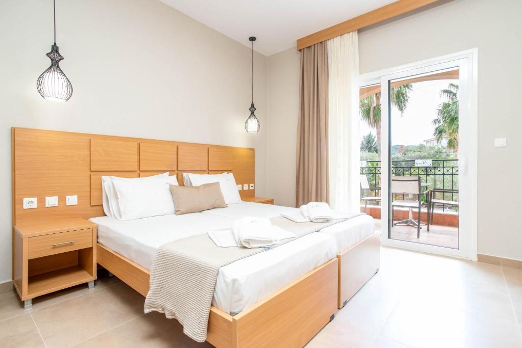 Aloni Hotel Pefkochori - 1