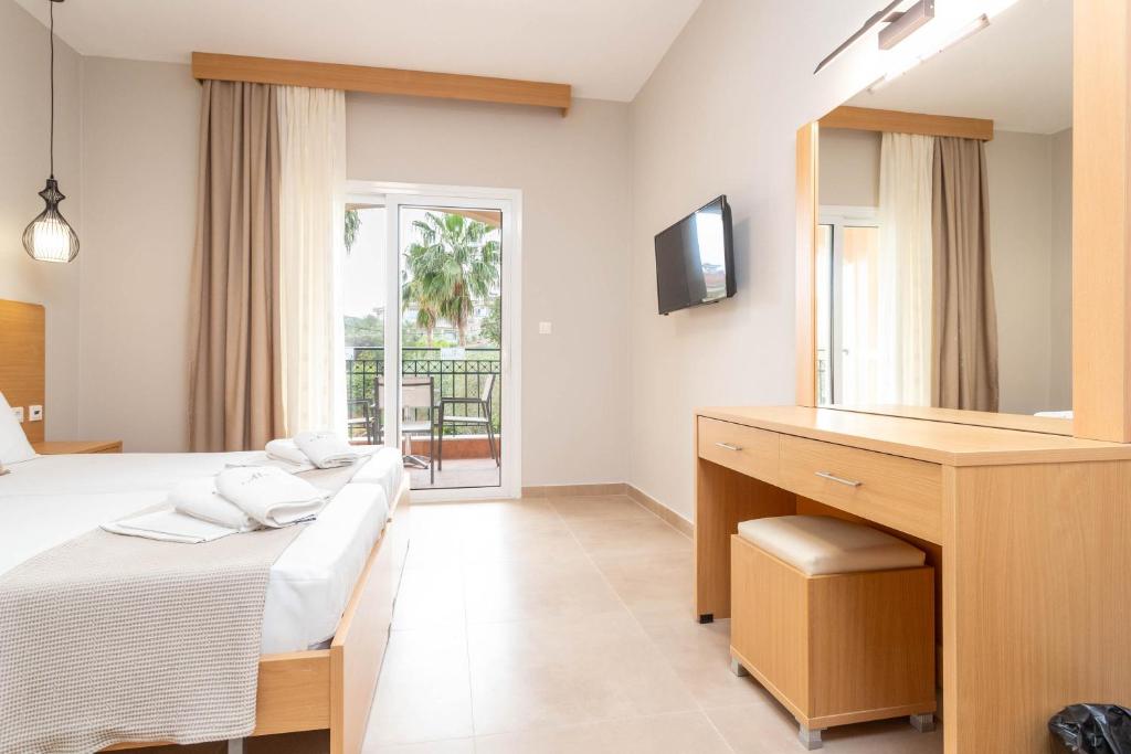 Aloni Hotel Pefkochori - 2