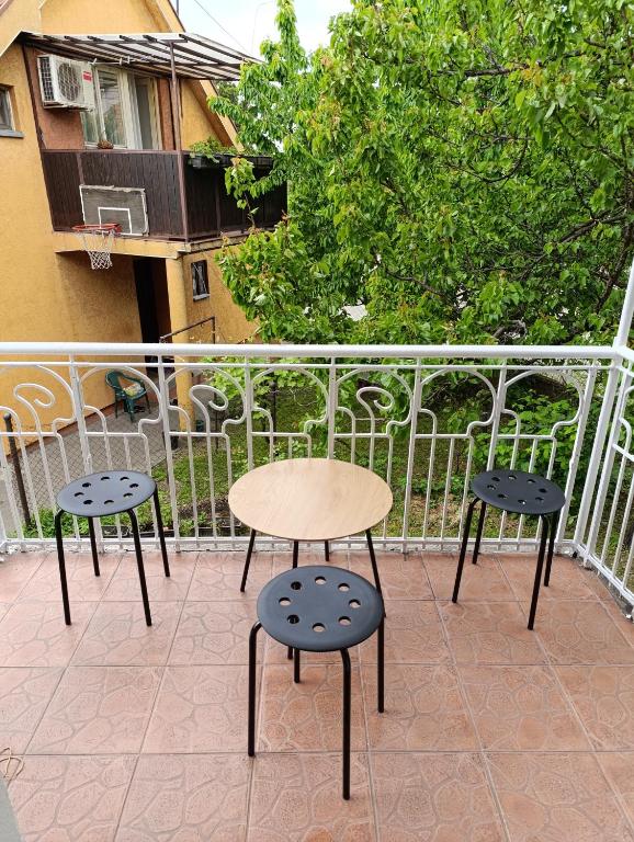 Balkón nebo terasa v ubytování Entire House 80m2