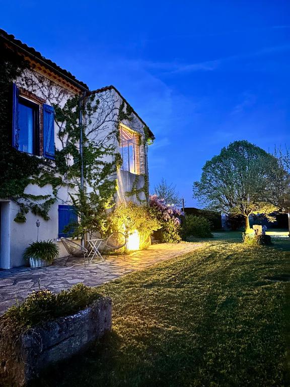 Zahrada ubytování Chambre D'hôte La Beaudine
