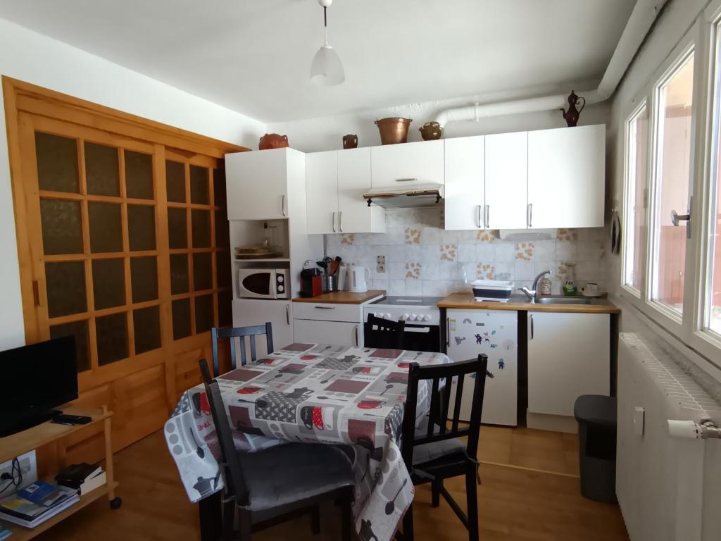 Appartement Calme 4 Pers avec Terrasse et Animaux Admis - FR-1-445-80 - Appartement