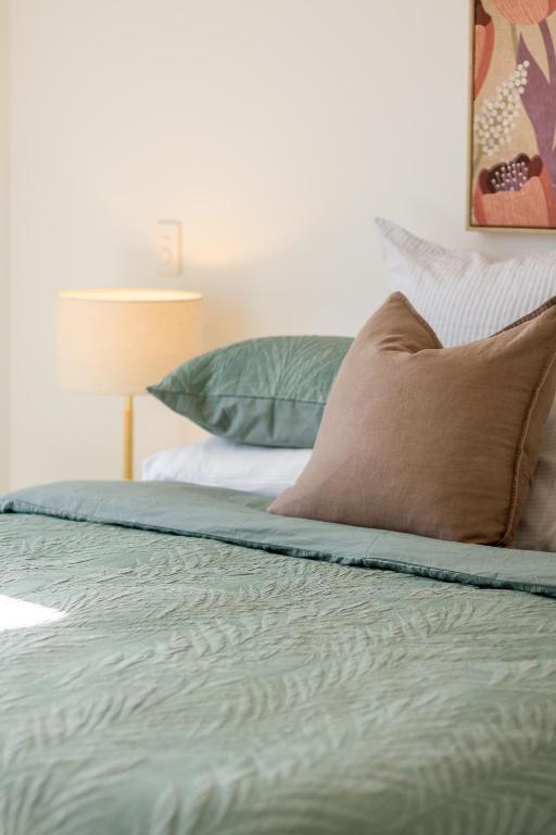 Riverside Escape near Hagley Park and Hospital - Resim 31