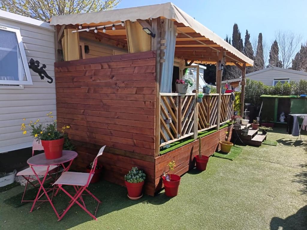 Zahrada ubytování AU BONHEUR Mobil-home 4-6 personnes Frejus