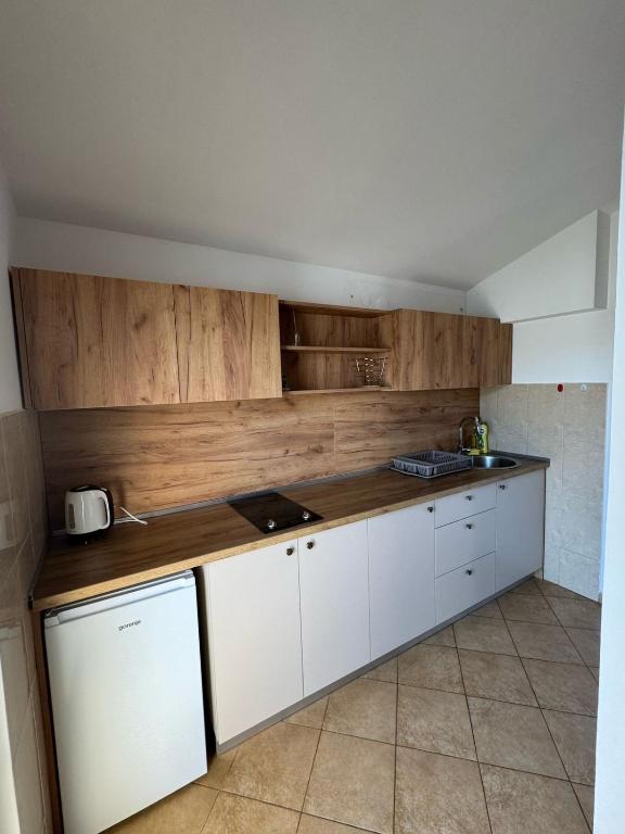 Apartmani Cupic - Apartment Mit Meerblick