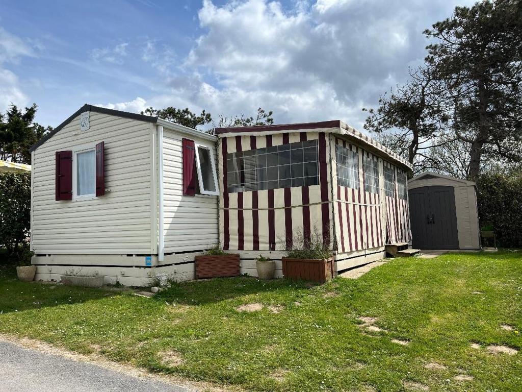 Photo de la galerie de l'établissement mobil home, à Sainte-Marie-du-Mont