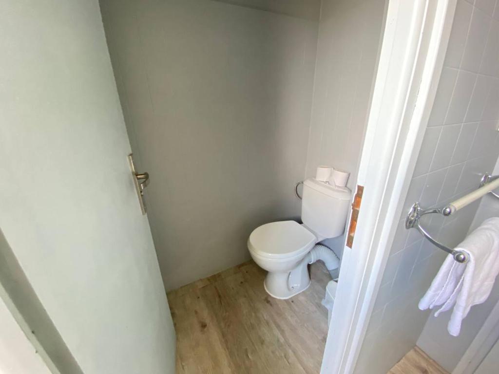 Koupelna v ubytování Hôtel L'Oustalet