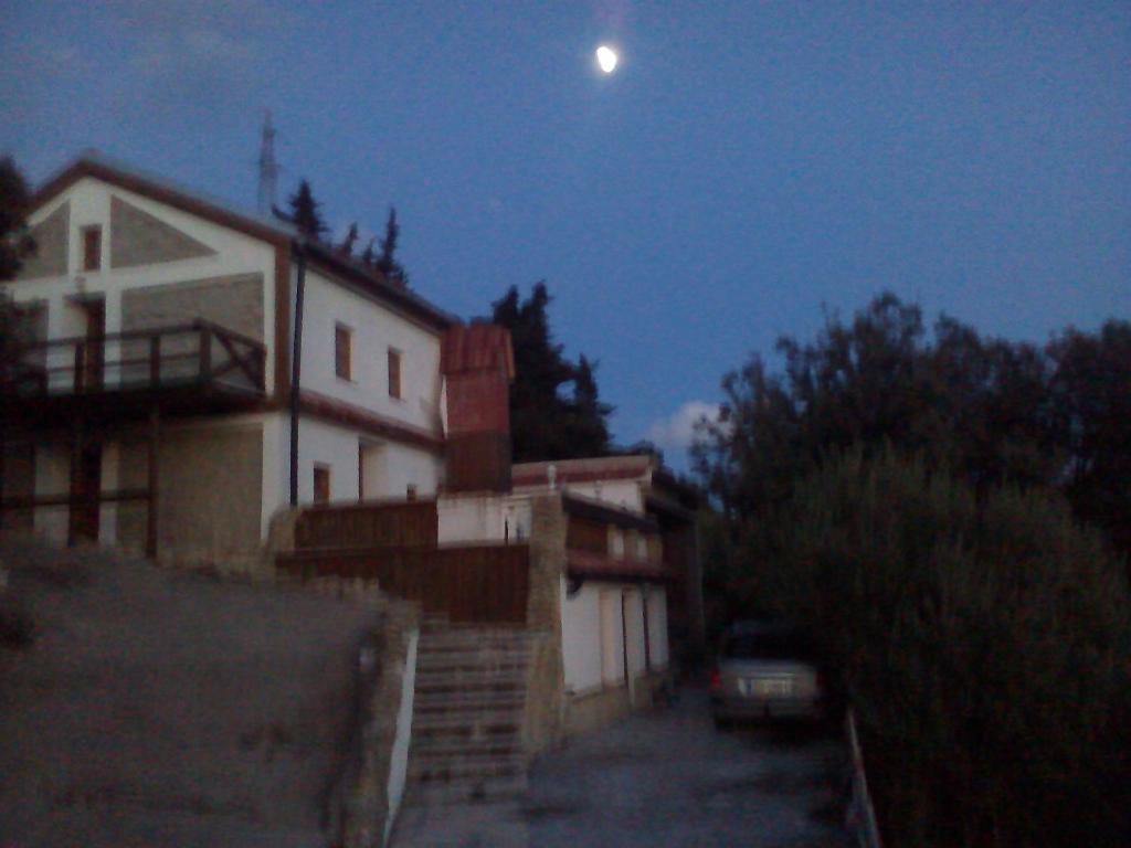 Budova, v ktorej sa apartmán nachádza