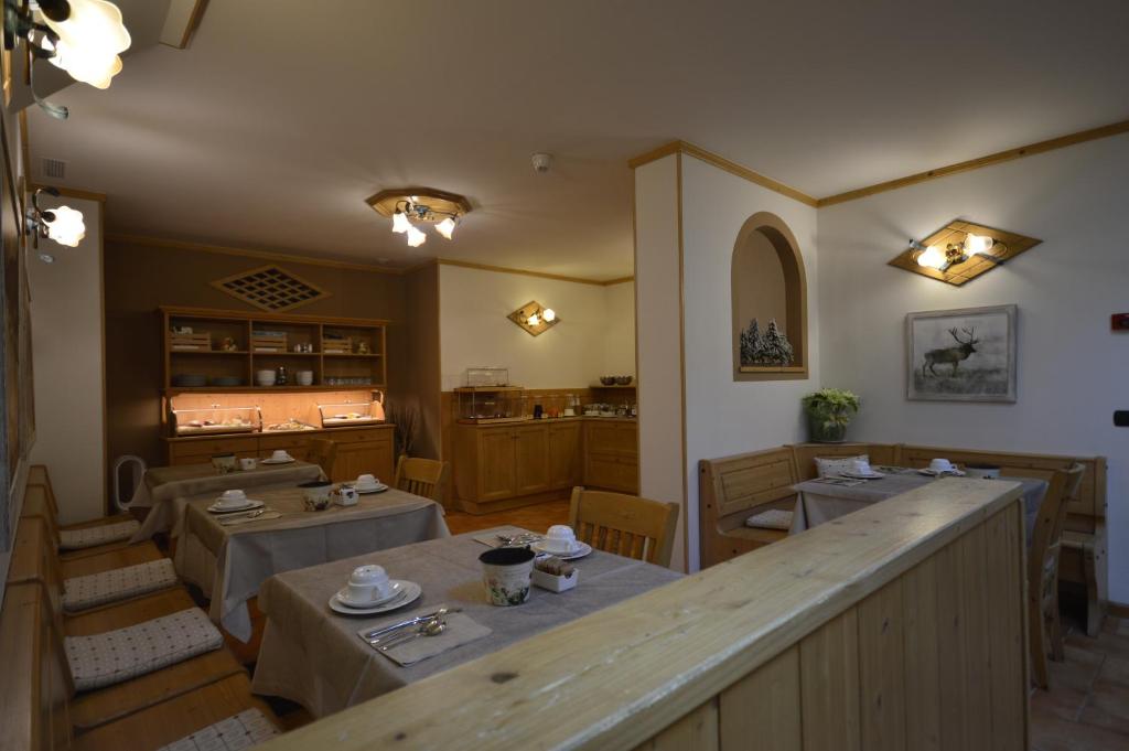 Fotografie z fotogalerie ubytování Hotel Garnì Sant'Antonio con Spa v Madonna di Campiglio