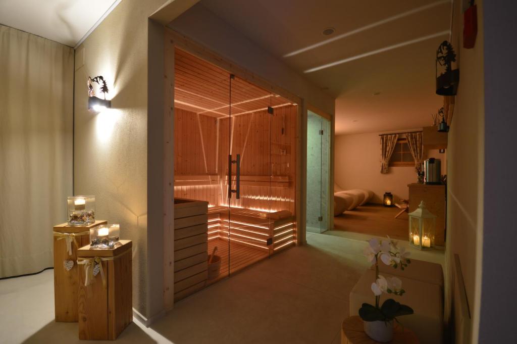 Hotel Garnì Sant'Antonio con Spa, Madonna di Campiglio — property photo 2