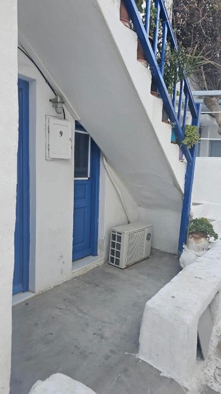 Budova, v ktorej sa apartmán nachádza