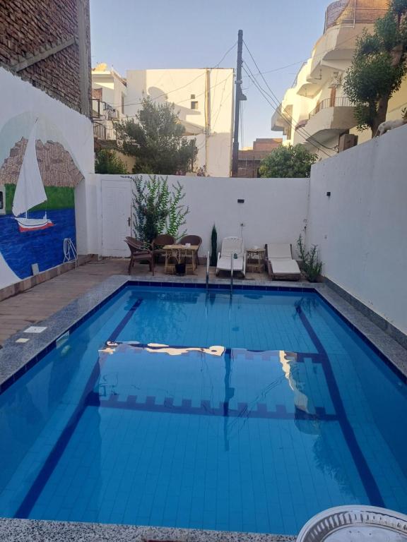 Bazén v ubytování Tara Apartments nebo v jeho okolí