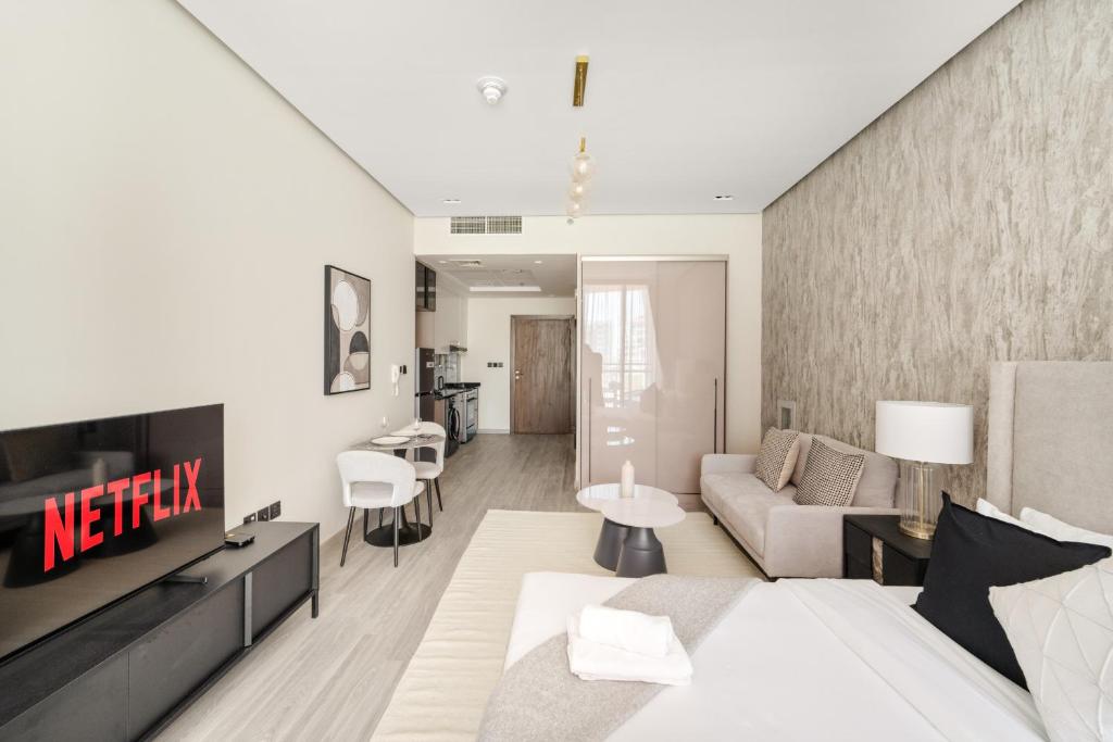 迪拜VayK - Stylish Studio with Pool View in Silicon Oasis的相册照片