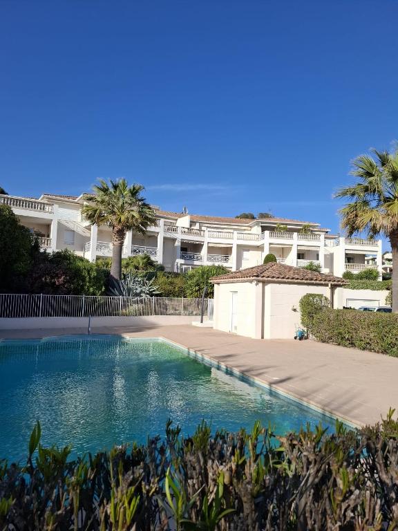 T2 RDJ Saint Raphaël front de mer