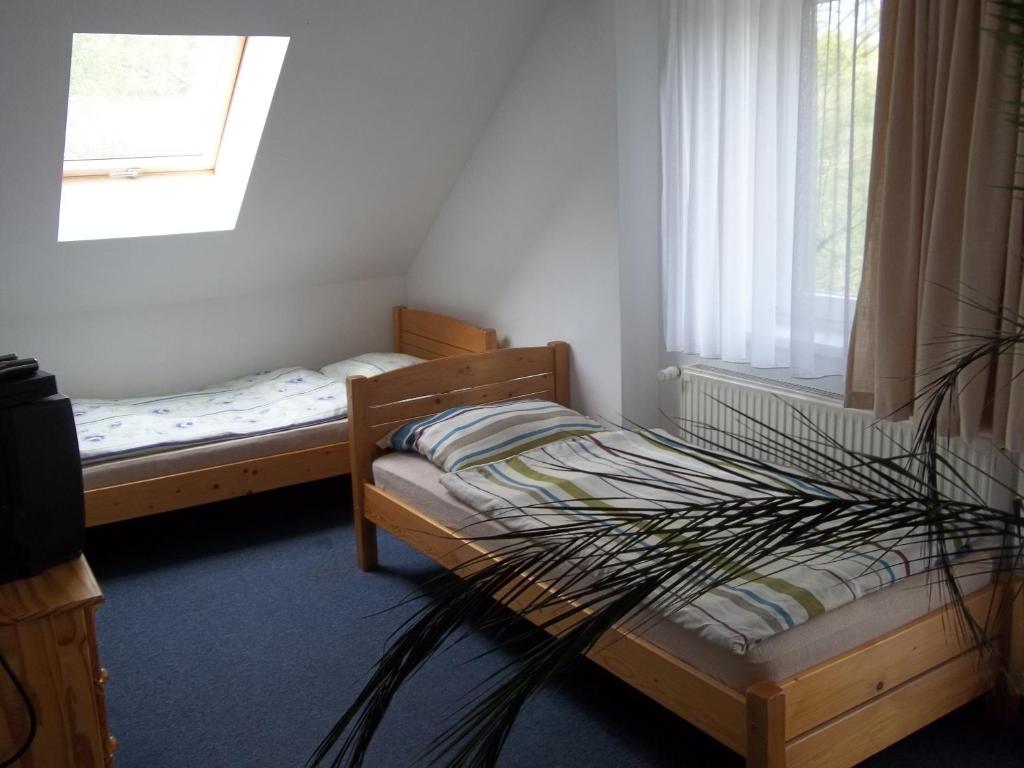 Gadányi Vendégház és Lovarda - Pequeña Habitación Gemela