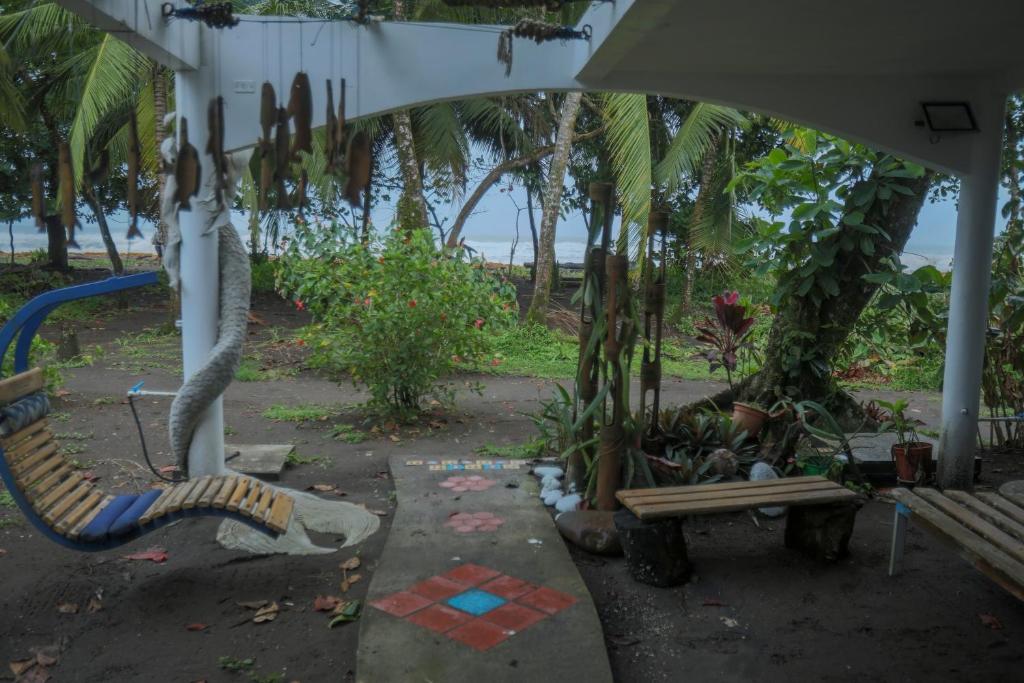 Zahrada ubytování Hotel Pura Natura Beachfront Tortuguero