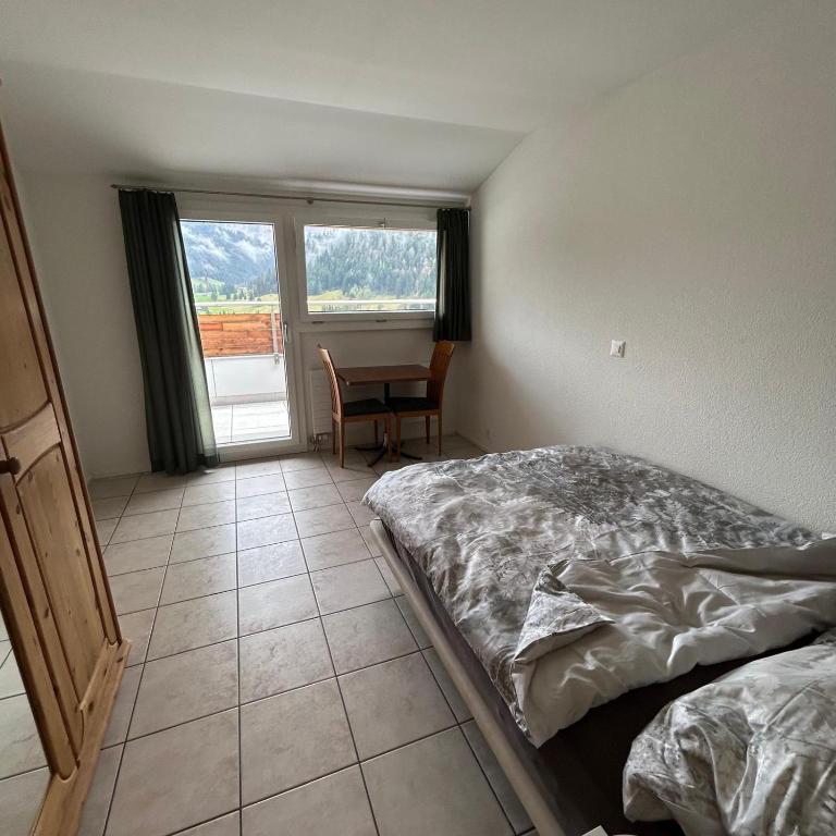 Voodi või voodid majutusasutuse Schöne Zimmer in idyllischer Lage toas