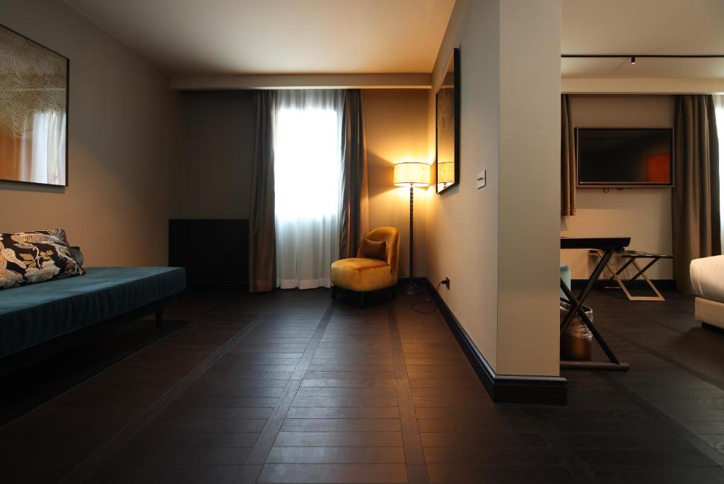 U-Visionary Venezia Hotel - Resim 43