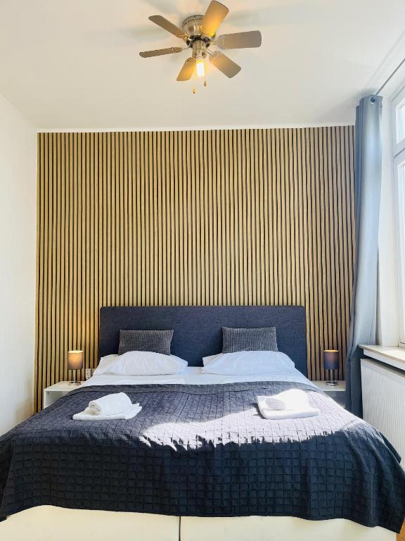 Feldhouse - 
