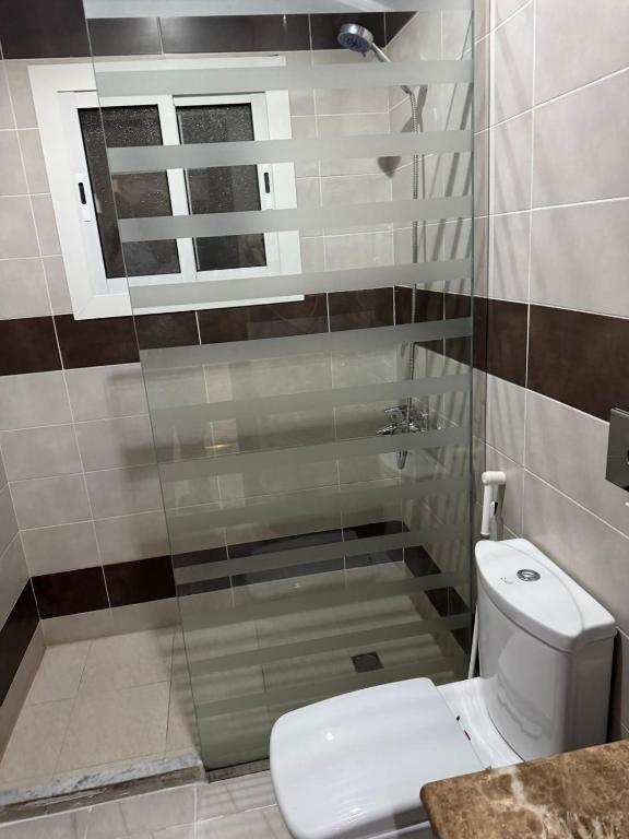 Koupelna v ubytování Asal Hiraa Aparthotel Jeddah - آصال حراء للشقق الفندقيه